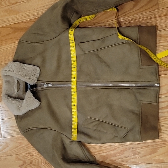 Abercrombie and Fitch Vegan Suede Jacket with faux fur lining - Picture 14 of 14